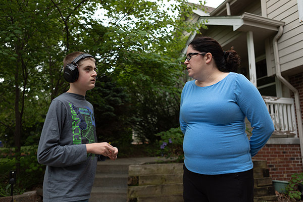 Angela and teddy 600 X400